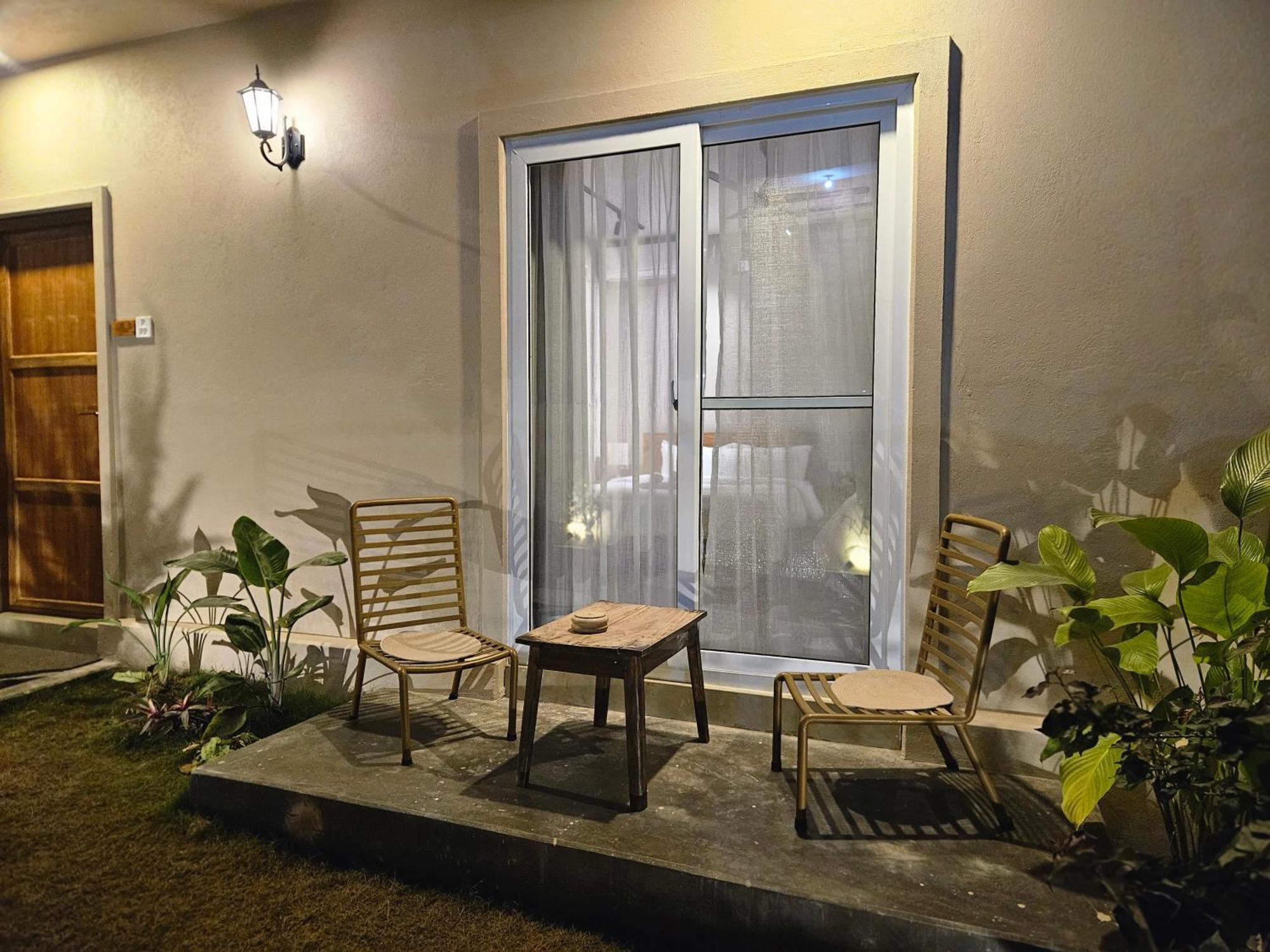 Hotel Blossom Pokhara Exterior photo